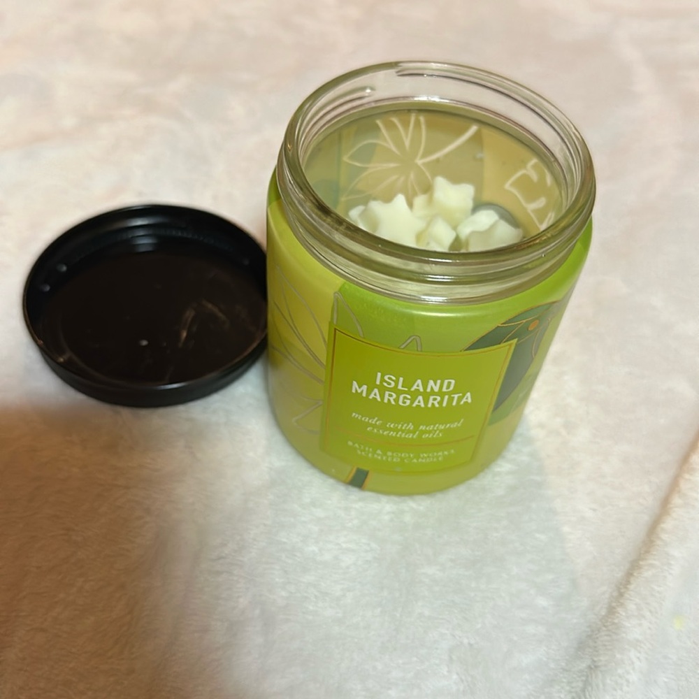 Bath & Body Works Island Margarita Hand Poured Wax Melts